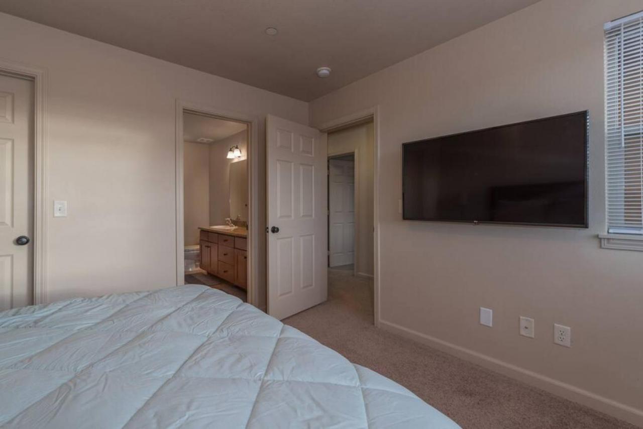 2 Bedroom Upstairs Condo With Ac In Victor, Id Exterior foto